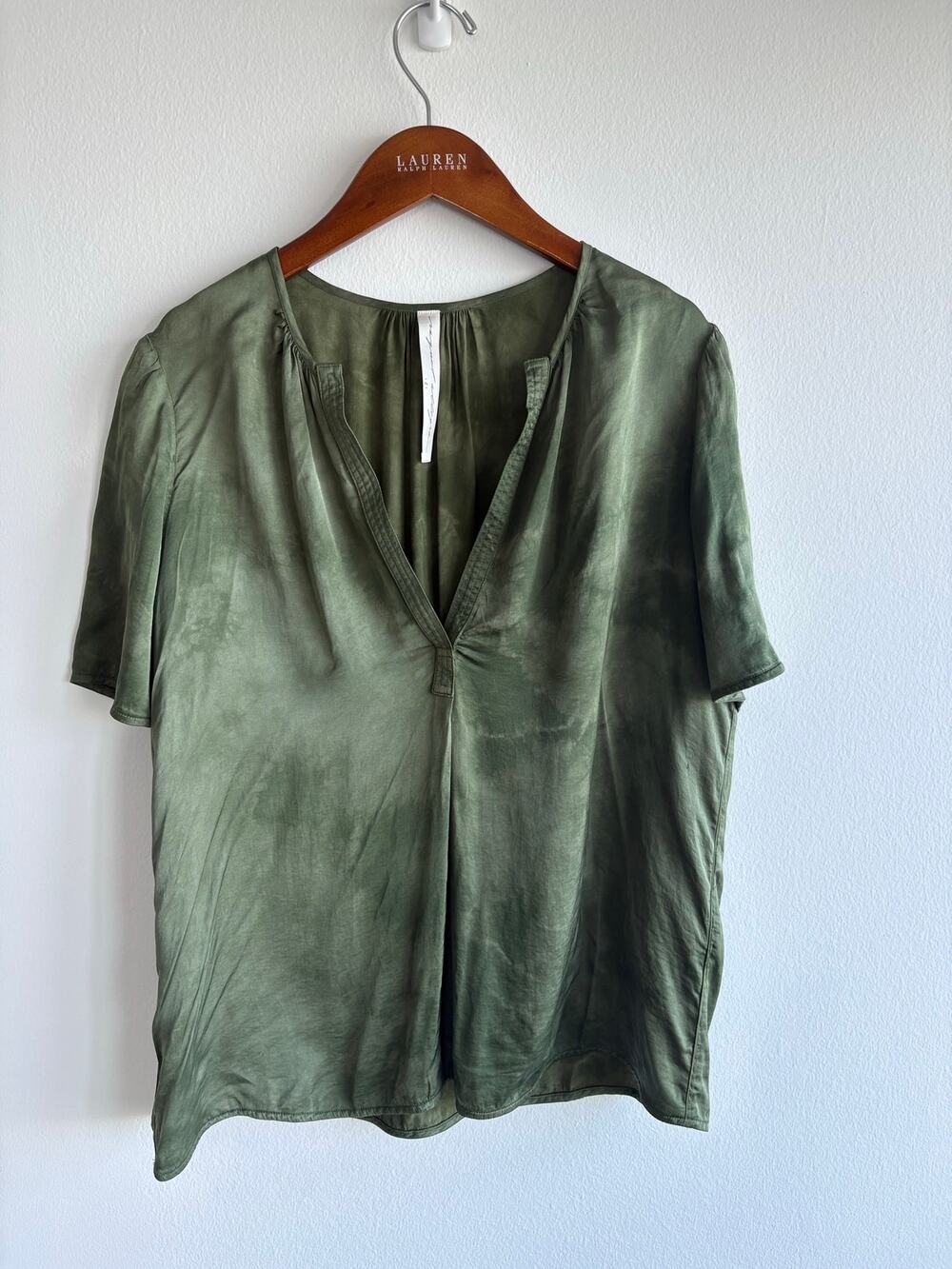 Raquel Allegra Forest Green Rayon Blouse Women’s Size 2